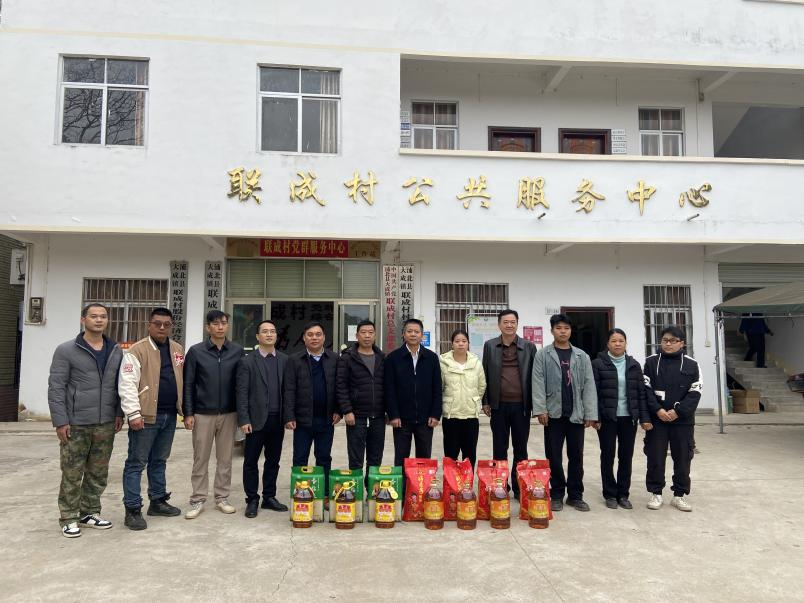 慰問(wèn)暖人心，關(guān)懷傳黨情